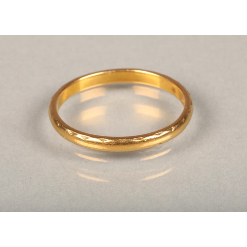 179 - 22ct gold plain wedding band, ring size O, 2.2g.