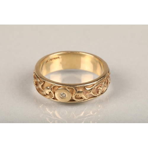 232 - 9ct gold wedding ring, set with a single small diamond on a entwined leaf embossed band, size P, 4.8... 