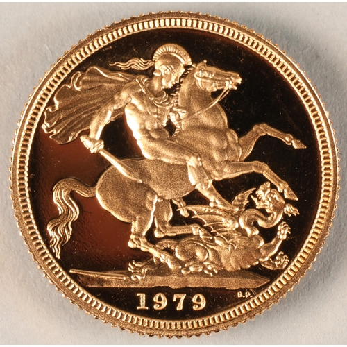 135 - 1979 gold proof sovereign with fitted case.