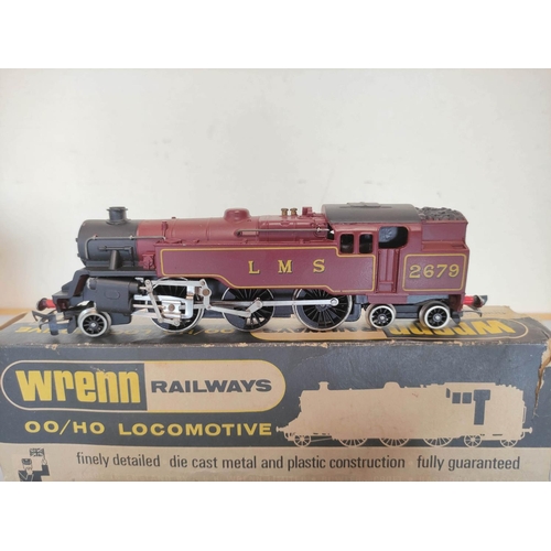 253 - Wrenn. Boxed 00 gauge 2-6-4 tank LMS '2679 locomotive W2219.