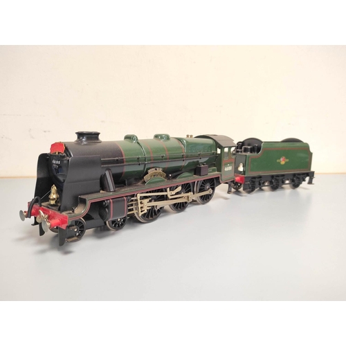 255 - Bassett-Lowke. 0 Gauge LMS Class 4-6-0 'Royal Scot' Locomotive and Tender in late BR lined green liv... 