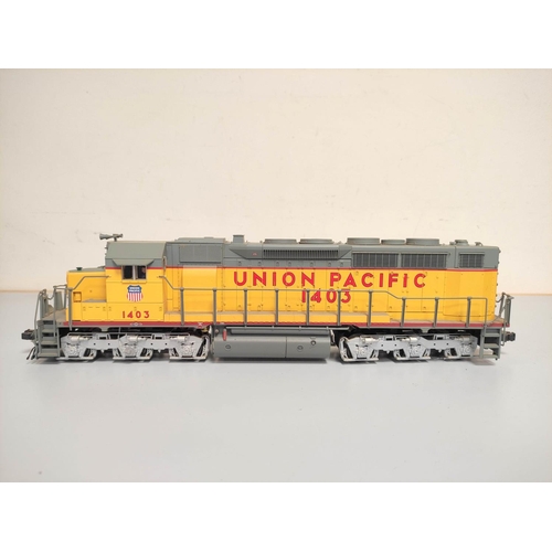 256 - Atlas Master. 0 gauge EMD SDP35 Powered 3 Rail Union Pacific Locomotive no 1403.