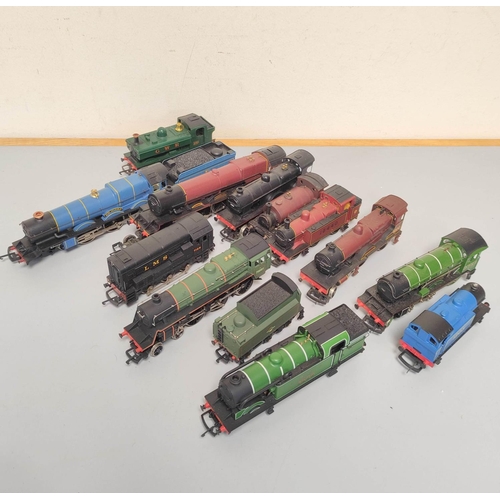 261 - Group of 00 gauge locomotives and tenders to include examples by Lima, Airfix and Hornby. 