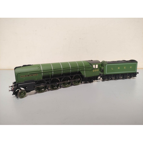 262 - Hornby. Three locomotives and tenders comprising of a Class P2 2-8-2 2001 