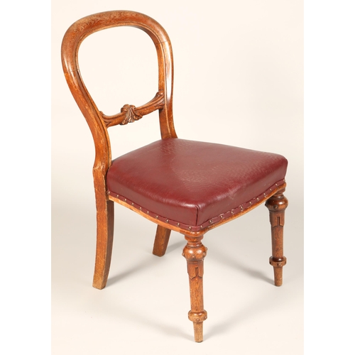 533 - Victorian oak telescope table, eight matching chairs and carved oak sideboard.