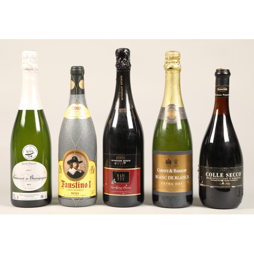 300 - Gerald Talmard Blanc de Blancs, 2015,75cl, 12.5% vol,; Corney & Barrow Blanc de Blancs, 75 cl, 1... 