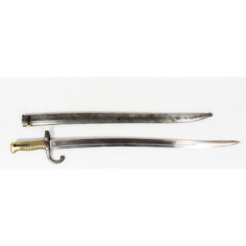 1509 - French 1866 pattern sword bayonet, the yataghan T form blade with no spine markings, brass hilt with... 