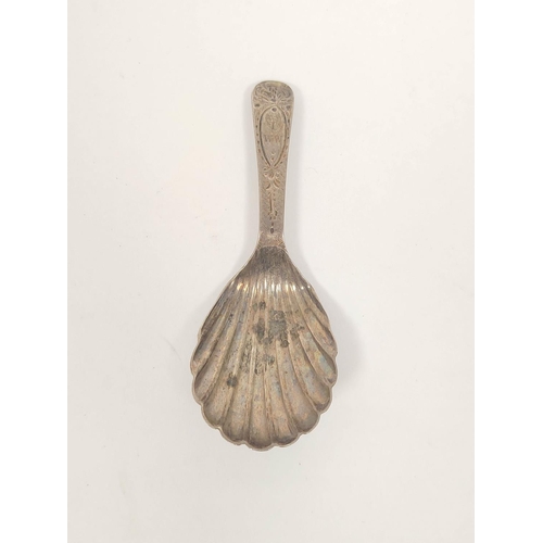 367 - Regency silver caddy spoon, bright cut with scallop bowl, E. Morley 1800. 7.6 grms