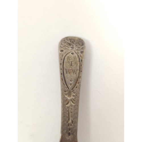 367 - Regency silver caddy spoon, bright cut with scallop bowl, E. Morley 1800. 7.6 grms