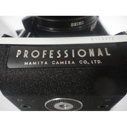 201 - Mamiya C220 Professional twin-lens reflex camera, with attached 80 lens, made in Japan, and original... 