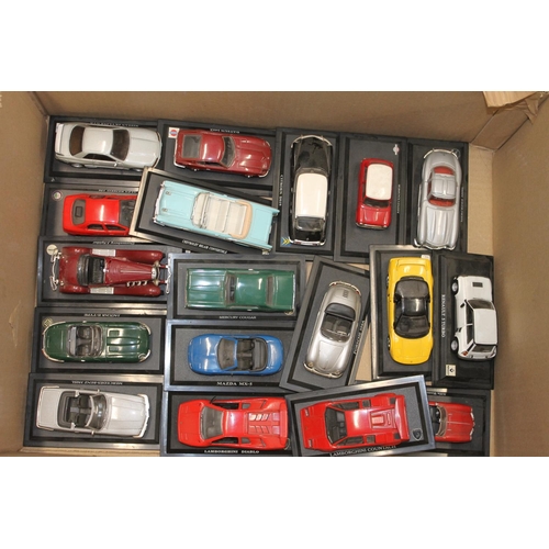 1055 - Del Prado The Ultimate Car Collection 1999, 71 magazines and 71 1:43 scale collectors model vehicles... 