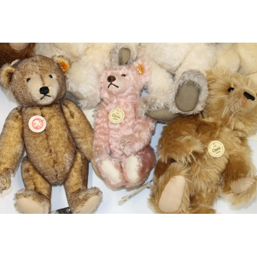 1071 - Steiff bears to include 019579 Molly, 000188 1903 Classic, 000263 1907 Classic, 001000 Classic, 6633... 