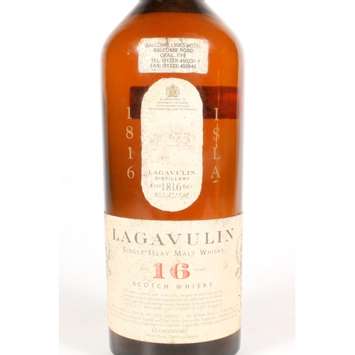 1170 - LAGAVULIN 16 year old Islay single malt Scotch whisky, White Horse Distillers Glasgow, bottle code L... 