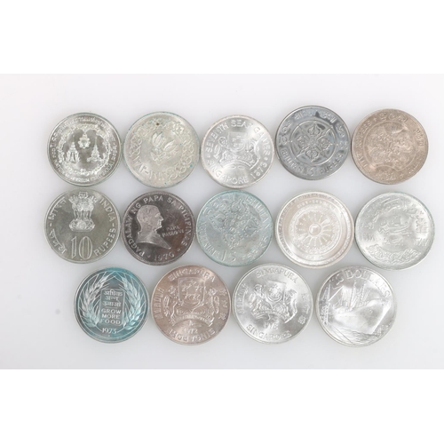 1367 - Mixed grade silver Arabic and Asian coins to include:SINGAPORE ten dollars 1972, 1977 and 1978 [500 ... 