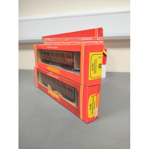 289 - Hornby Railways. Box of 00 gauge models to include a boxed Class B12 4-6-0 8509 in LNER Green R... 