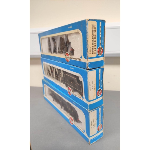 291 - Airfix Railways. Three boxed 00 gauge locomotives to include a Class 6P Rebuilt Royal Scot 4-6-0 610... 