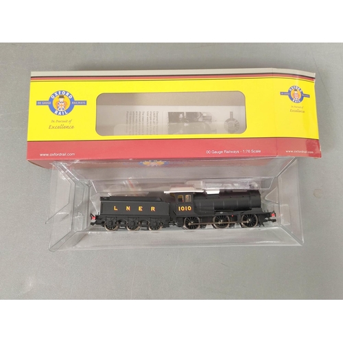 293 - Oxford Rail. Boxed 00 gauge Class J27 0-6-0 1010 locomotive and tender in LNER black - Digital sound... 