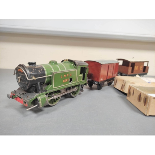 303 - Group of model railway locomotives to include a Hornby 0 gauge No.1 Special Tank Loco LNER Gree... 