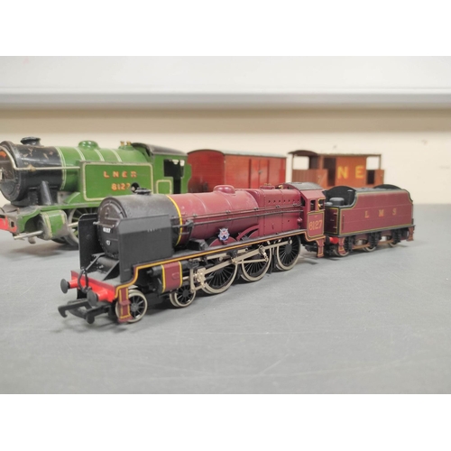 303 - Group of model railway locomotives to include a Hornby 0 gauge No.1 Special Tank Loco LNER Gree... 