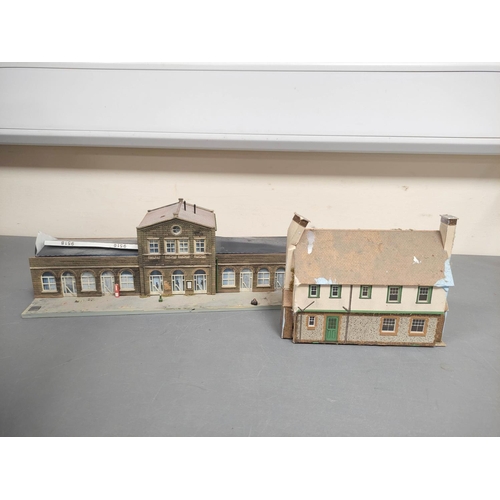 307 - Two boxes of model railway buildings and components to include a Faller H0 scale Minehead B-945, Hor... 