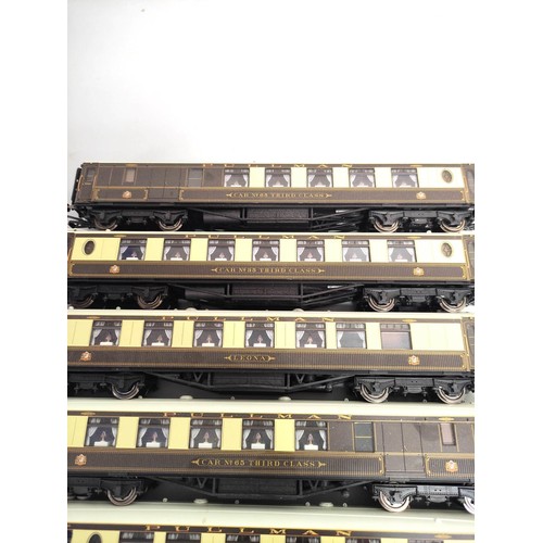 212 - Hornby Railways. Seven rolling stock Pullman carriages to include two Car No65 Third Class carriages... 