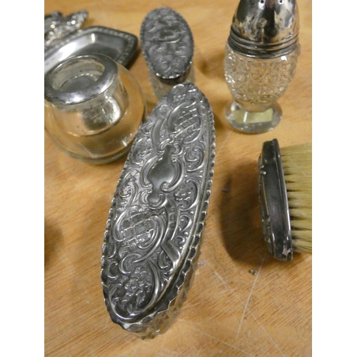 182 - George V silver sweet meat dish by James Dixon and Sons Sheffield 1922. Height 5cm 79.7g.