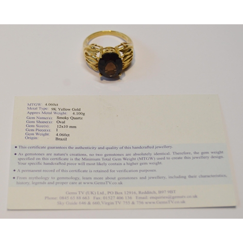 86 - Smoky quartz ring, in 9ct gold, size Q, 5g gross.