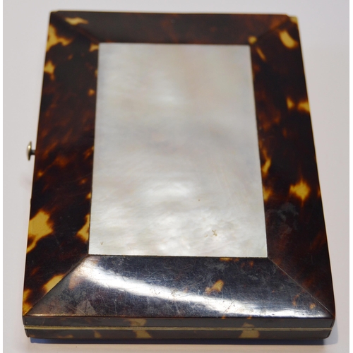 15 - Victorian aide memoire in tortoiseshell and mother of pearl, 10cm x 8cm.