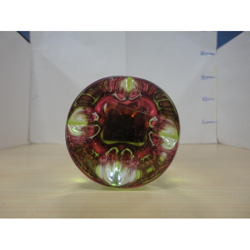 10 - Murano style art glass vase with pink and green ground.