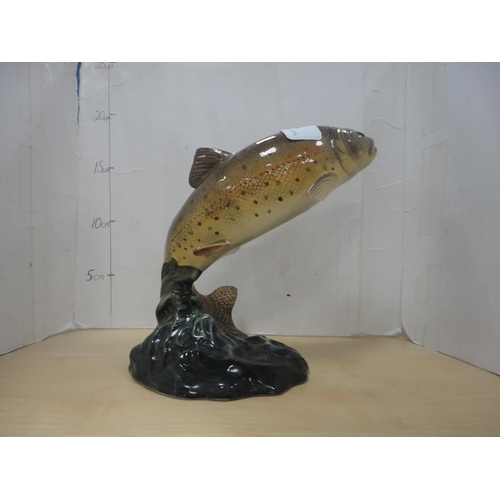 15 - Group of Belleek-style porcelain, various makers, to include harp ornaments, also a Belleek vase and... 