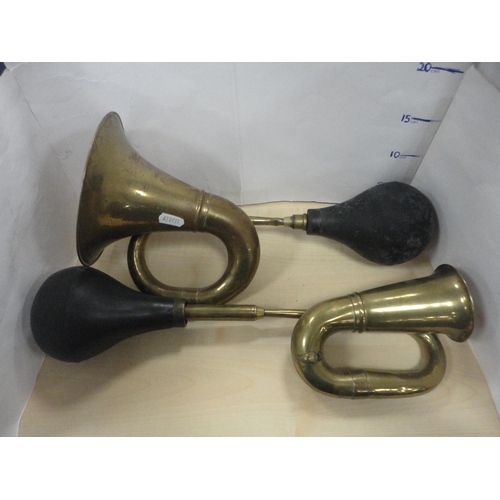 17 - Two brass car horns, model of the Waverley paddle steamer, a Tri-ang flat bed lorry etc.
