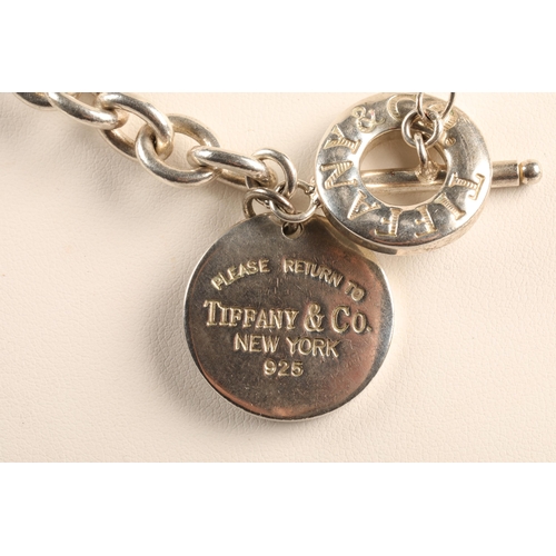 61 - 925 marked 'Please Return to Tiffany & Co.' necklace, total weight 65.3g