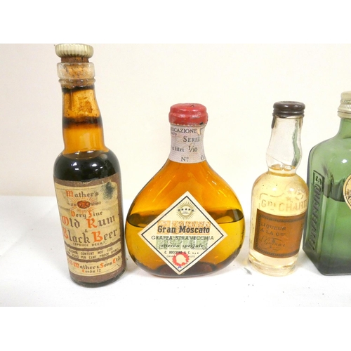 65 - Large group on miniatures to include NORMANDIN Cognac, GUINNESS, Chianti, Mathers old rum and black ... 