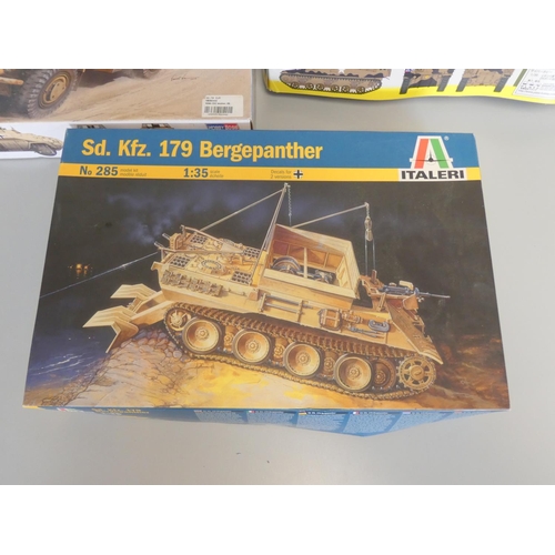 113 - Five 1:35 scale boxed model construction kits to include a Trumpeter British Challenger 2 MBT 00345,... 