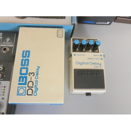 482 - Lot to include a Behringer XENYX 502 5-input mixer, Boss DD-32 Digital Delay pedal, Boss Octave OC-5... 