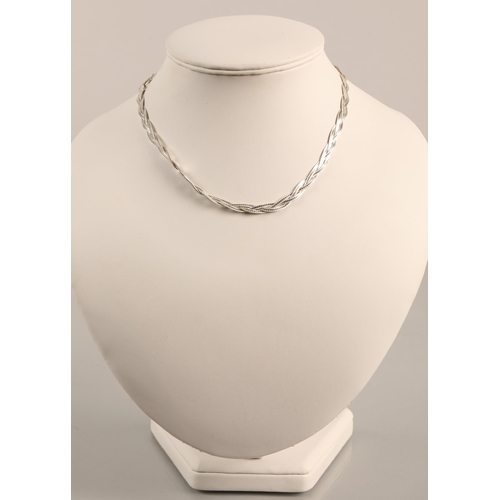 109 - Sterling silver plaited chain necklace, 9.5g