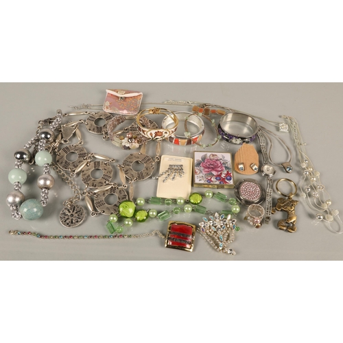 116 - Quantity of costume jewellery including beaded necklaces, enamelled bangles, bejewelled, vintage com... 