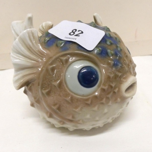 82 - Small Lladro puffer fish.