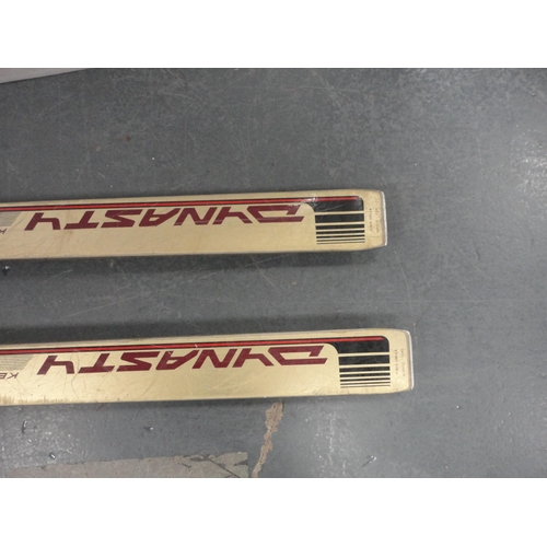 116 - Pair of Kastle skis and a pair of Dynastar Kevlar skis.