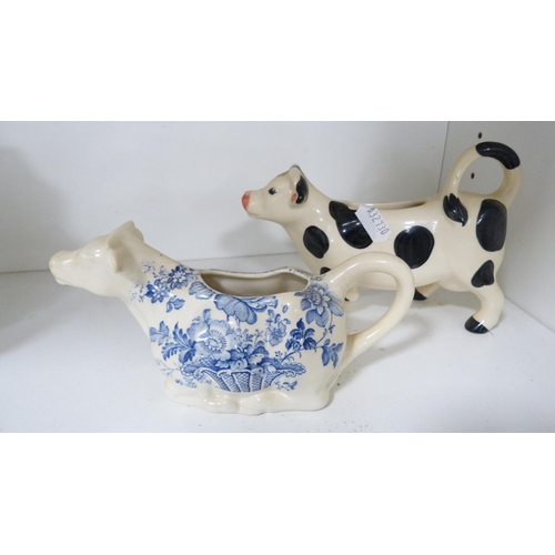 161 - Modern cow creamer, various jugs, duck ornament, Emma Bridgewater mug, preserve jars, Mariposa metal... 