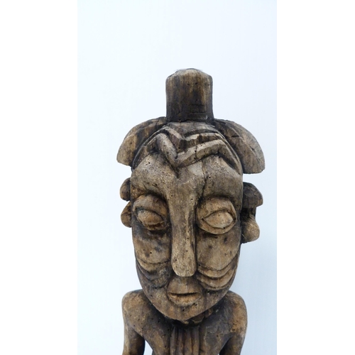 190 - Tribal wooden sculpture.