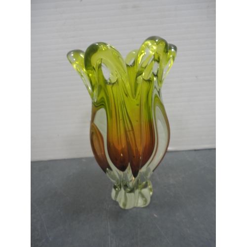 204 - Three pieces of coloured art glass to include a vase and two similar bowls.  (3)