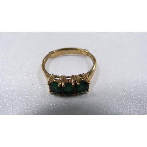 237 - 9ct gold emerald-coloured three-stone lady's ring, 1.7g gross, and a yellow metal friendship ri... 