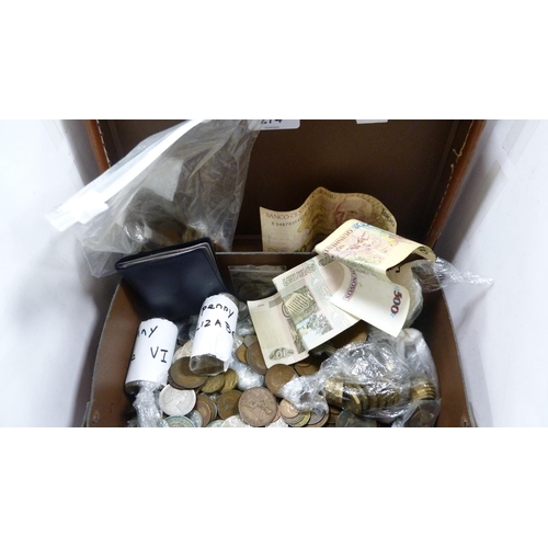 274 - Coins and banknotes to include pre-decimal examples, George VI coinage, copper pennies, banknotes, V... 