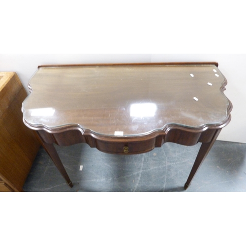 282 - Victorian shaped mahogany hall table with single drawer.