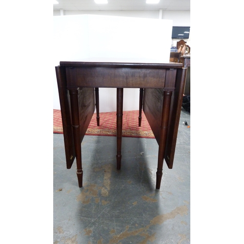 323 - 19th century mahogany drop-leaf dining table.