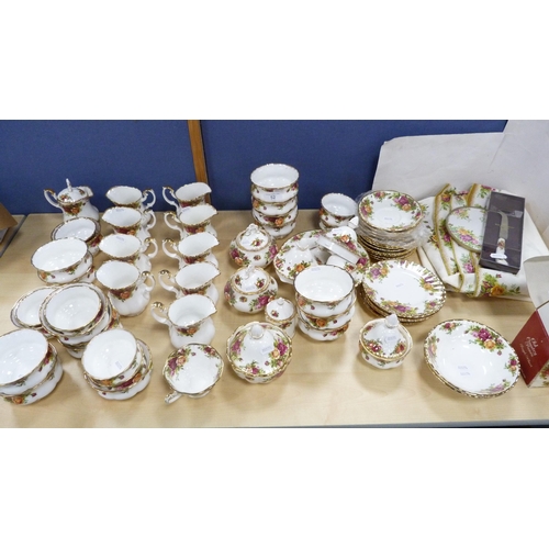 52 - Quantity of Royal Albert 'Old Country Roses' teawares to include sugar bowls, cream jugs, saucers, t... 