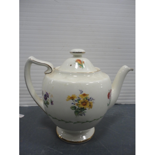 83 - Royal Doulton part tea set with floral decoration and a Coalport 'Kowloon' pattern part tea set.