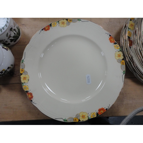 88 - Group of Portmeirion 'Botanic Garden' tablewares and an Alfred Meakin 'Royal Marigold' pattern part ... 