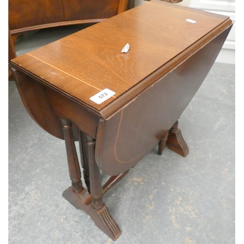 572 - Small mahogany drop leaf side table.